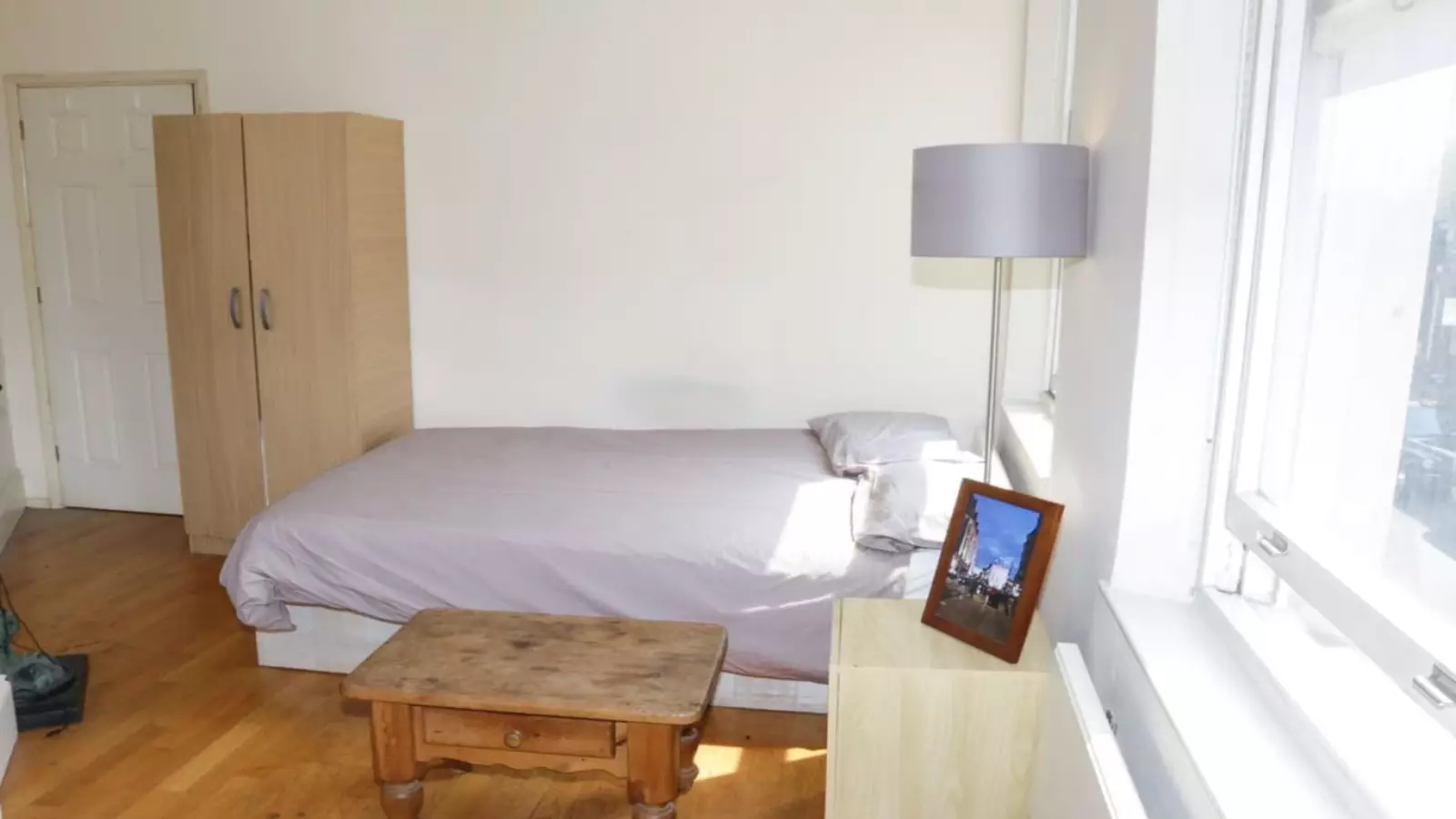 Room Long Acre in City of Westminster