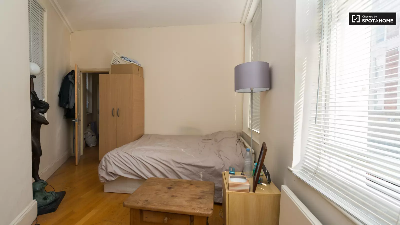 Room Long Acre in City of Westminster