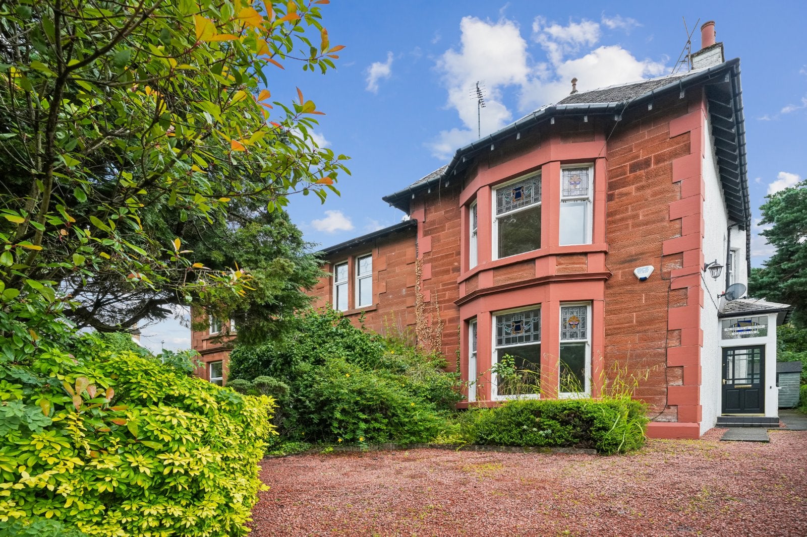 House Fenwick Road in Giffnock