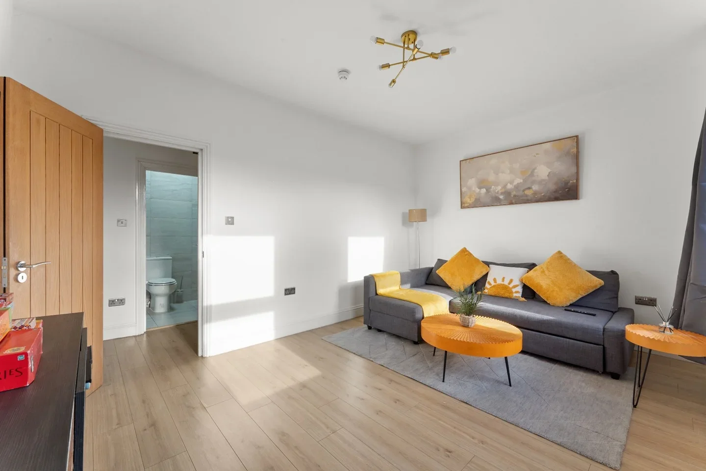 Flat Plashet Grove in Greater London
