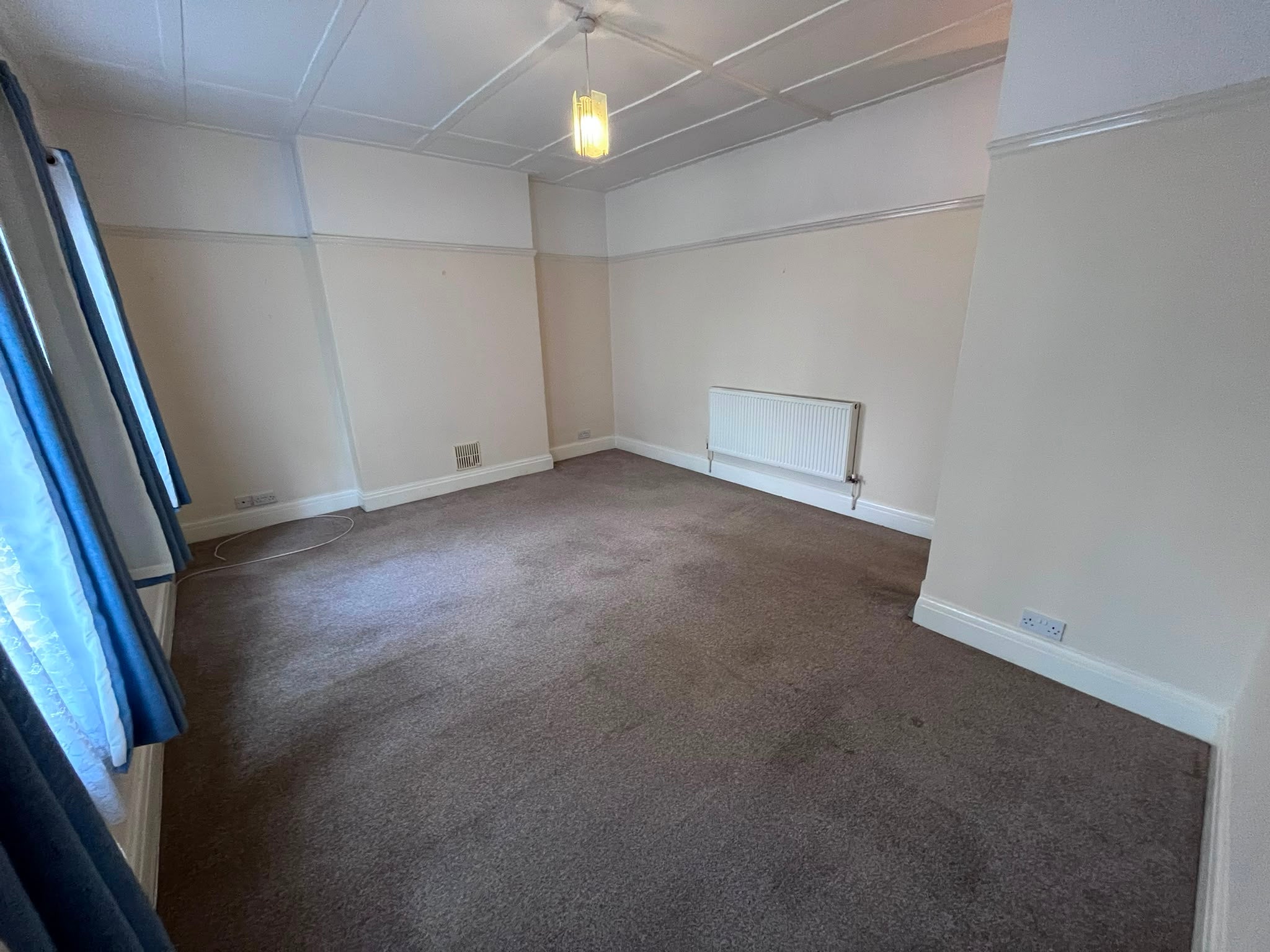 Flat Walter Road in Swansea