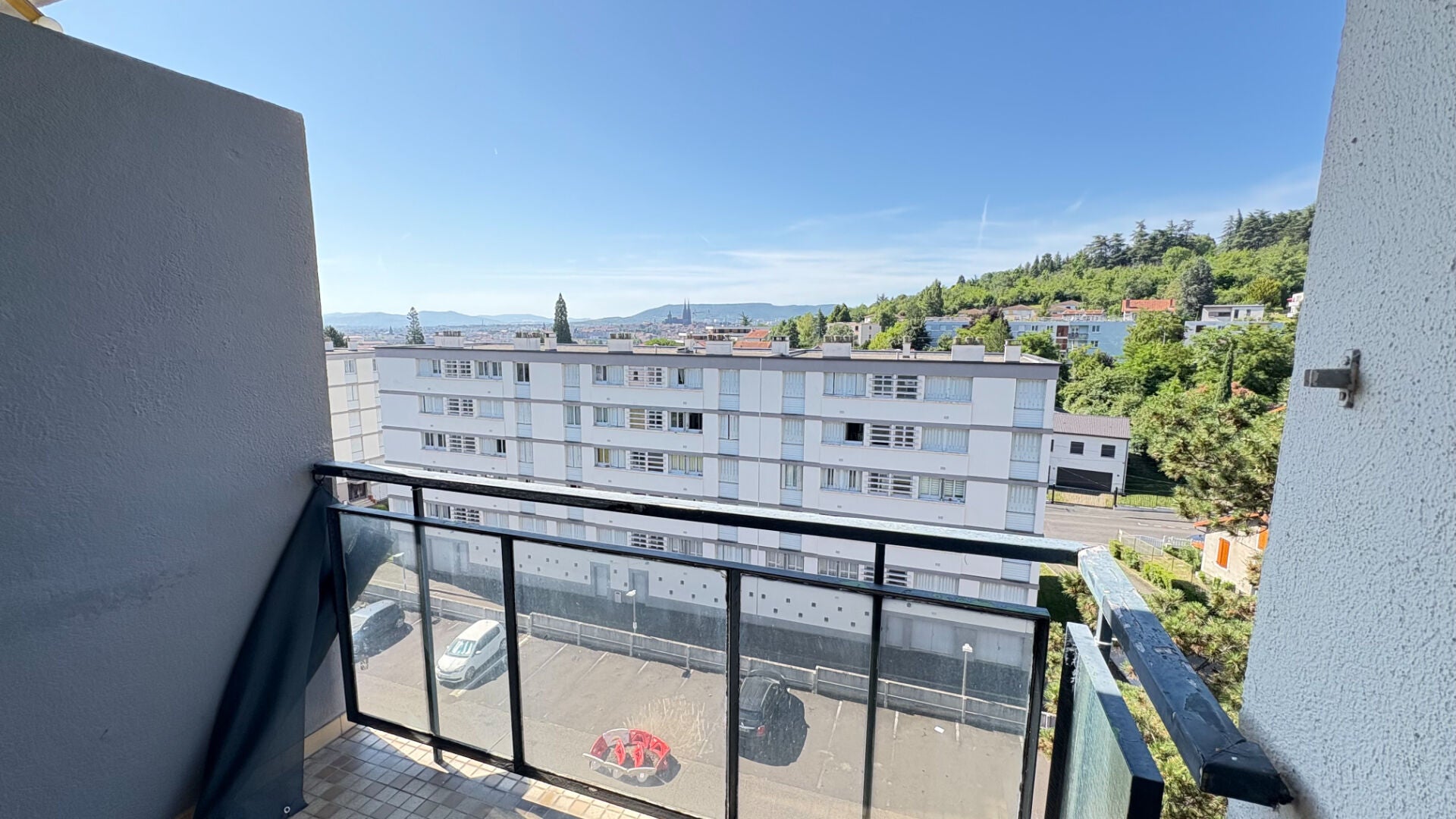 Flat Rue Sully in Clermont-Ferrand