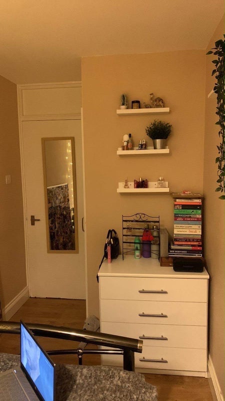 Room Haverstock Road in Greater London
