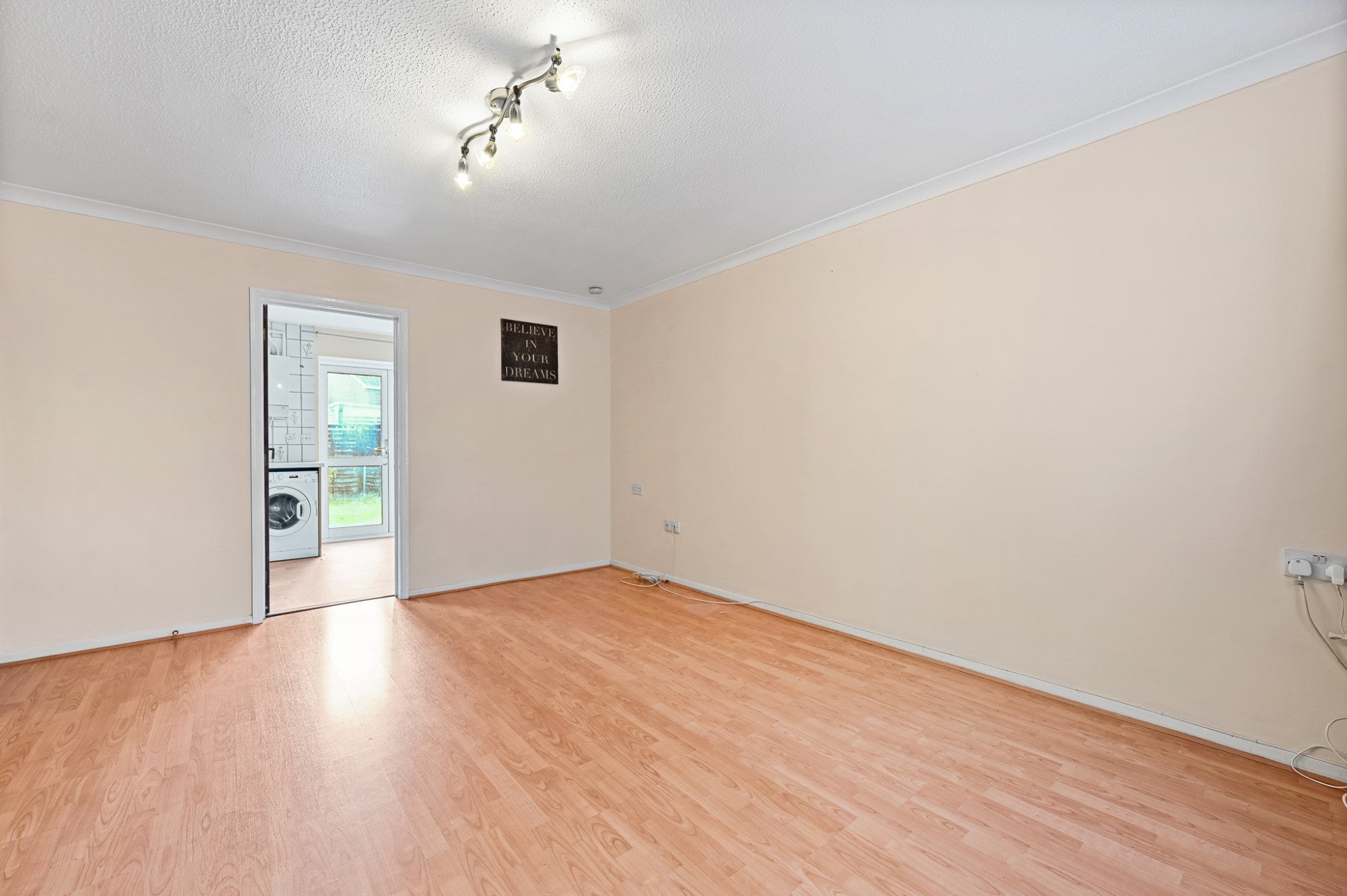 House Brentford Close in Greater London