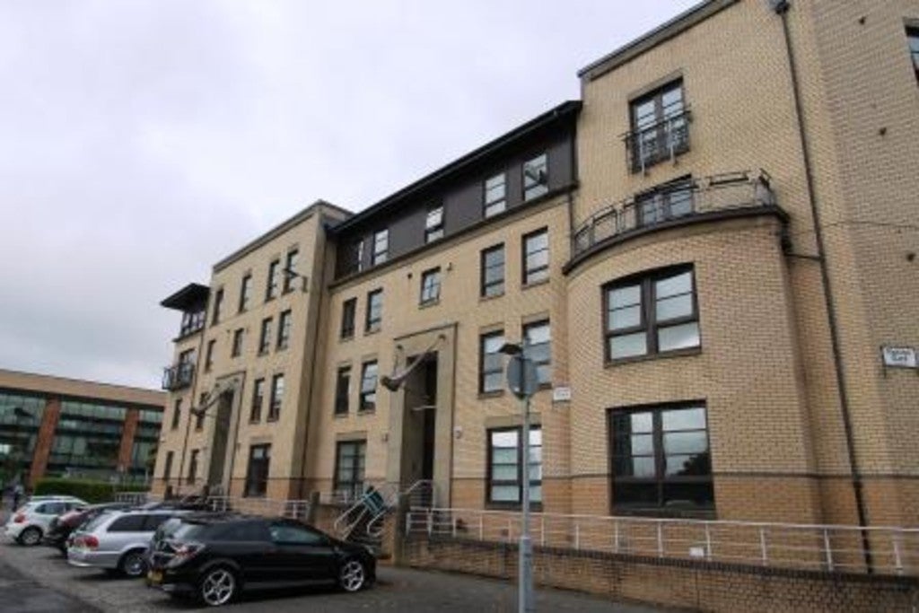 Flat Kidston Place in Glasgow