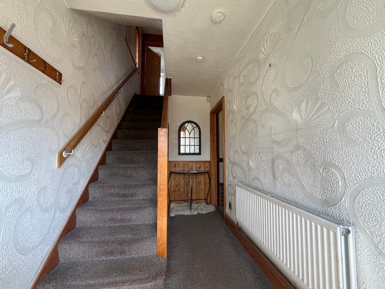 House Highfield Road in Farnworth