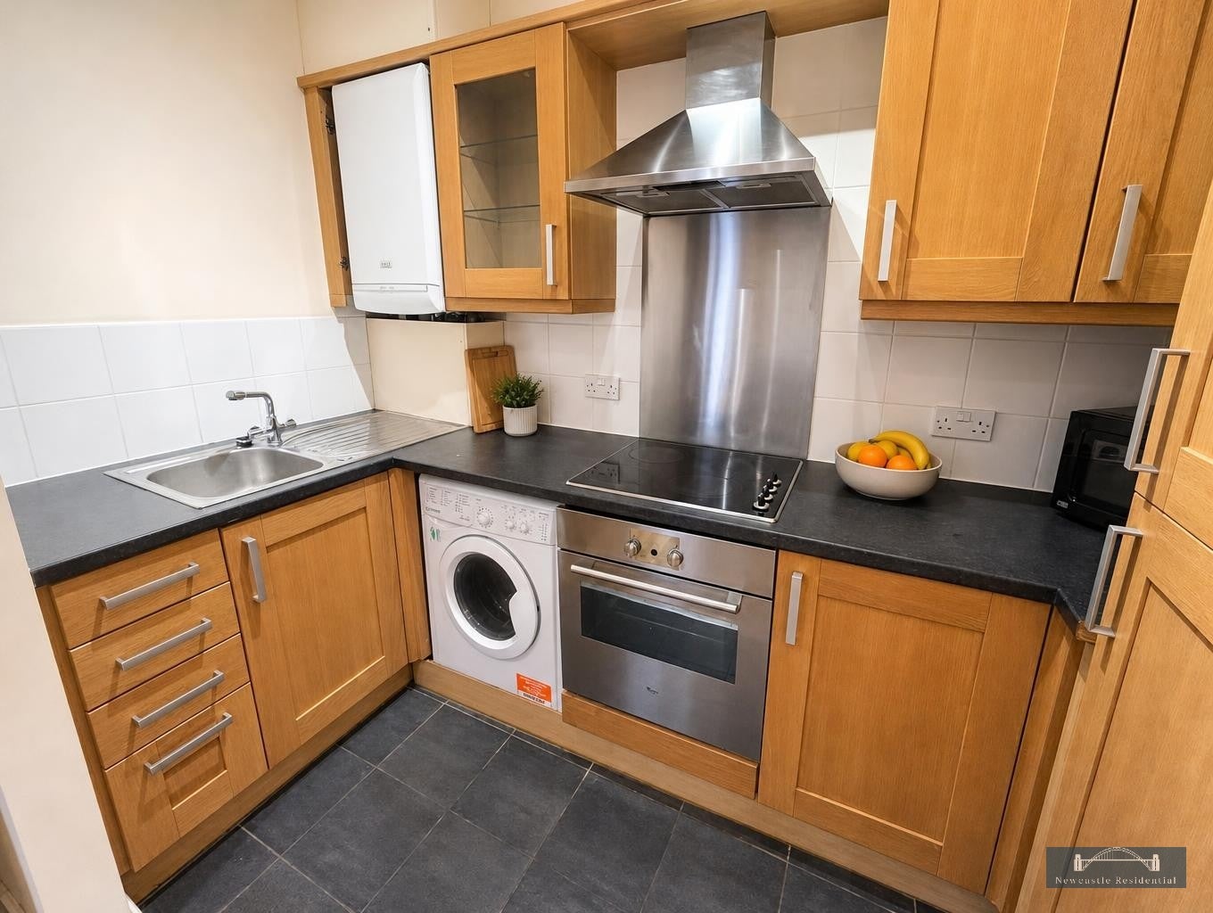 Flat Grosvenor Road in Newcastle upon Tyne