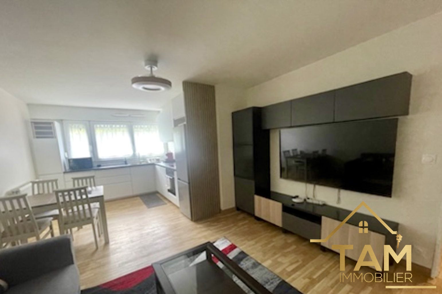 Appartement Place de l'Abbé Franz Stock à Suresnes