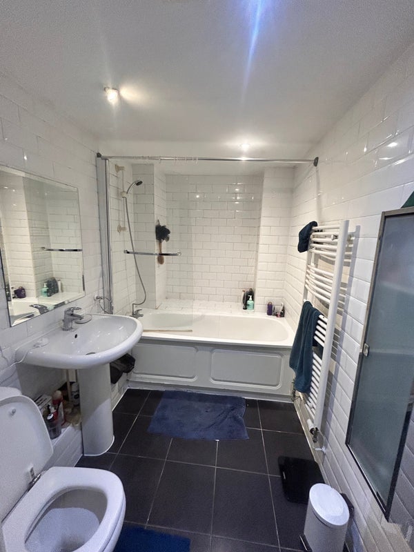 Room Lavender Hill in Greater London