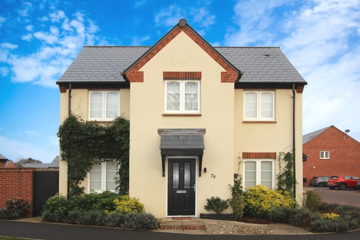 House Hampden Square in Cherwell District