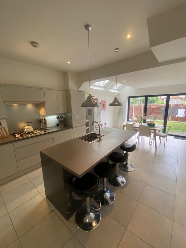 Room Brudenell Road in Greater London