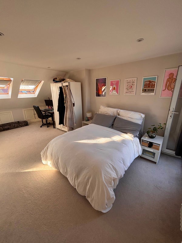 Room Brudenell Road in Greater London