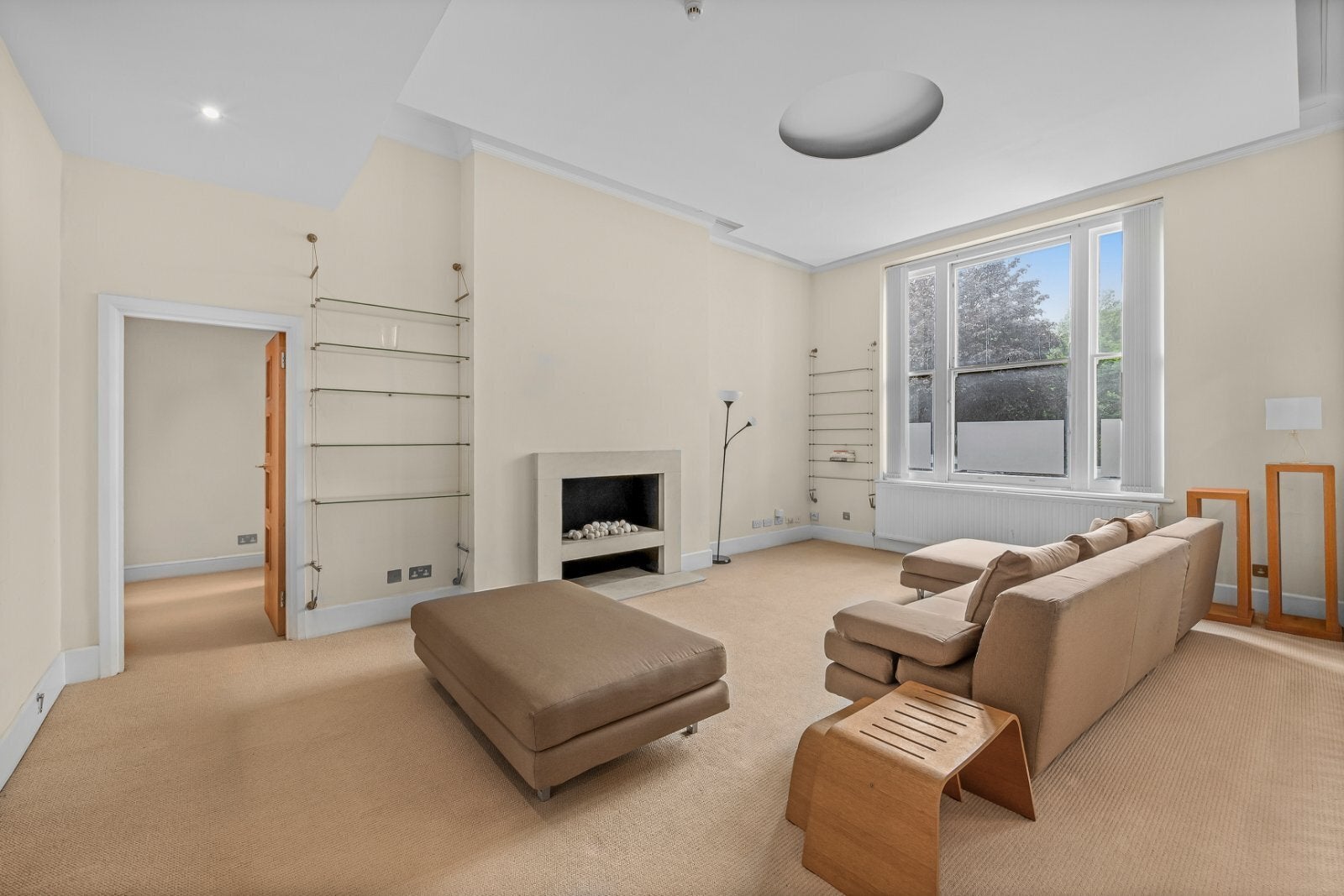 Flat Gloucester Terrace in City of Westminster