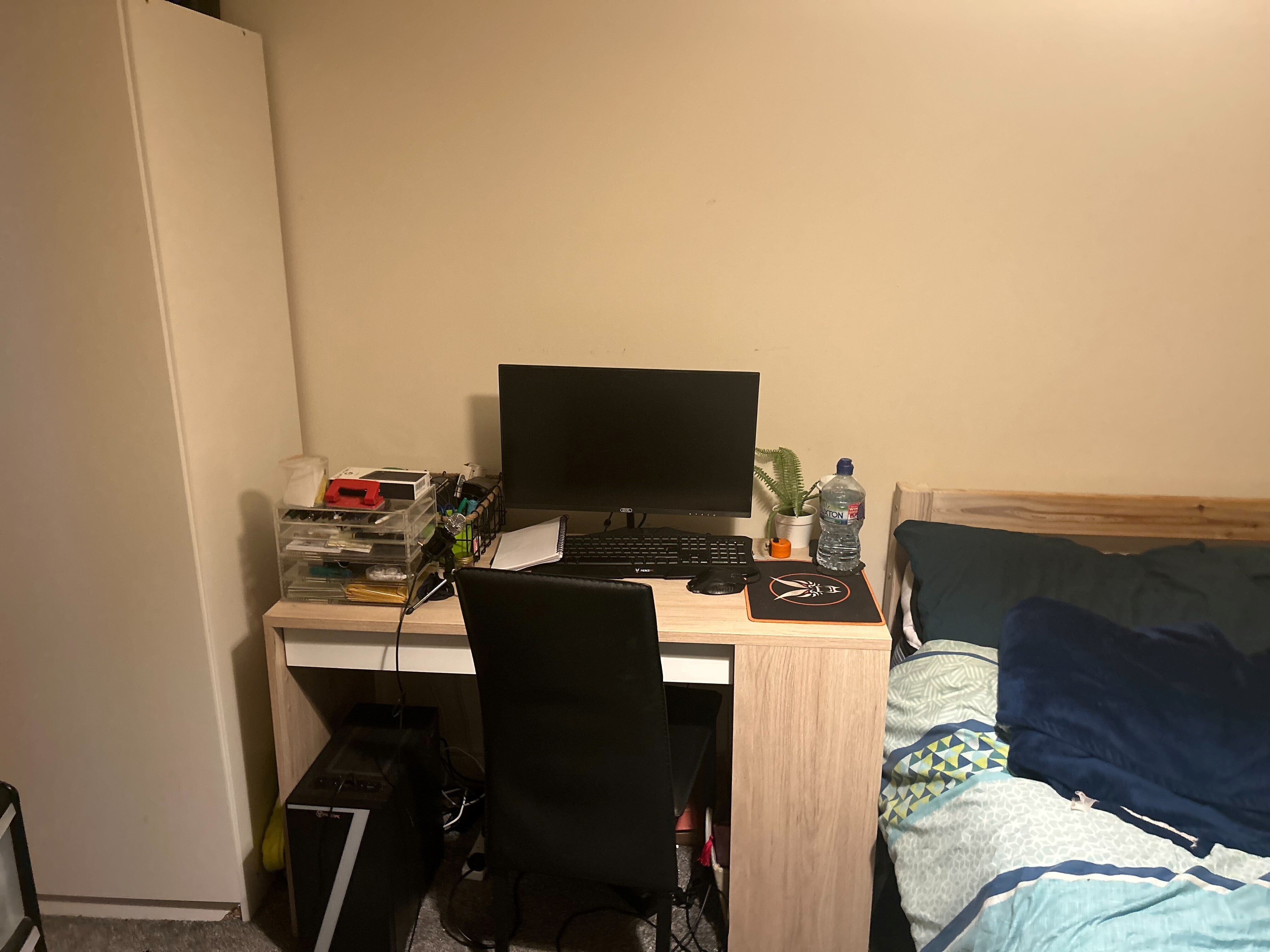 Flat Bingley Court in Canterbury