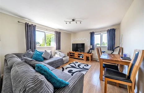 Flat Durley Hill in Keynsham