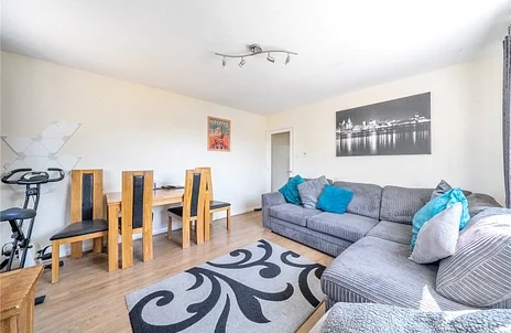 Flat Durley Hill in Keynsham
