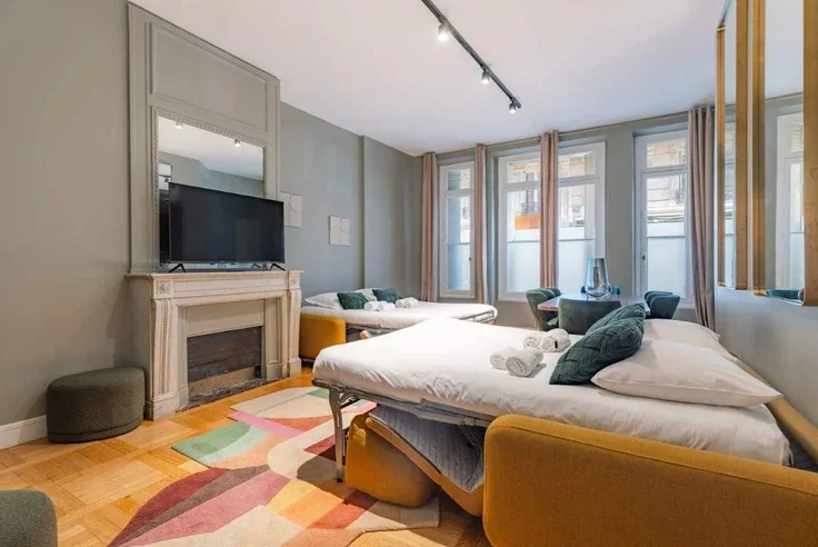 Flat Rue de la Pompe in Paris