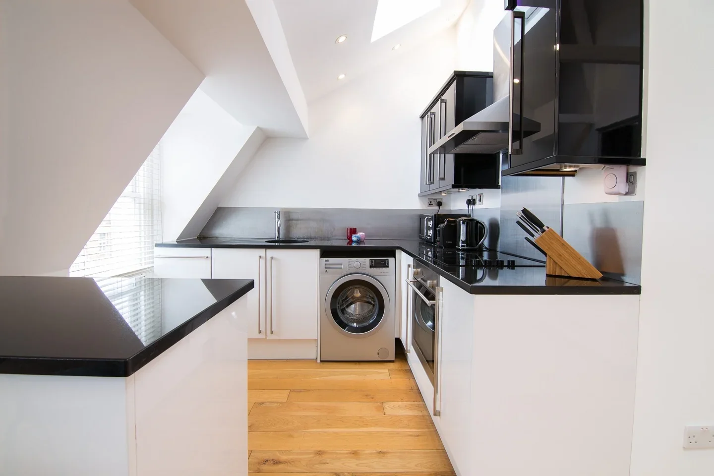 Flat Fulham Road in Greater London