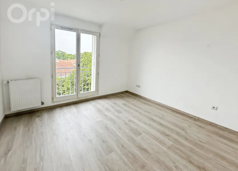 Appartement Rue du Vieux Château à La Chapelle-en-Serval