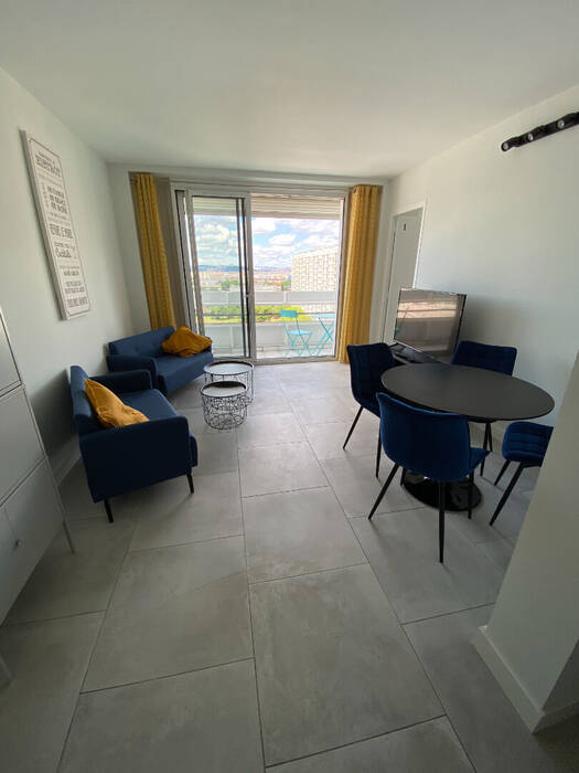 Flat Rue du Parc in Bron