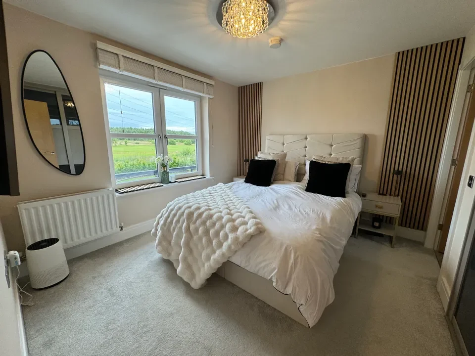 House Archerfield Crescent in Newarthill