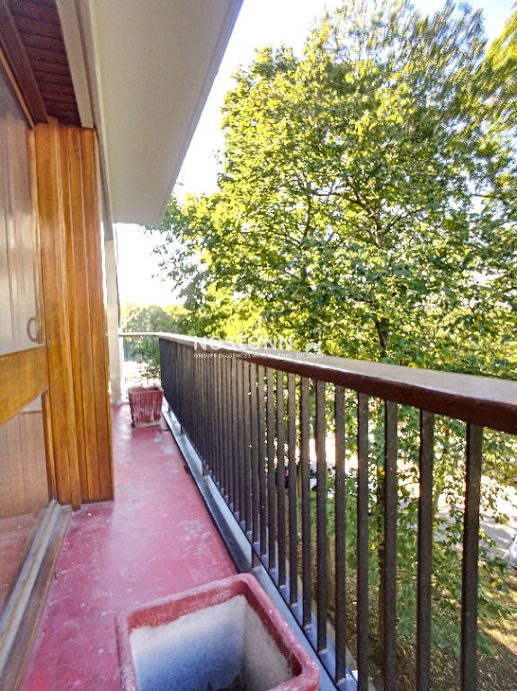 Flat Avenue Jean Jaures in Saint-Cyr-l'École