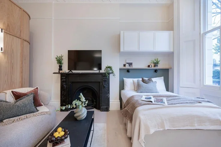 Flat Kensington Gardens Square in City of Westminster