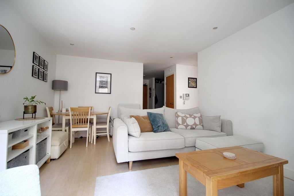 Flat Hucknall Road in Nottingham