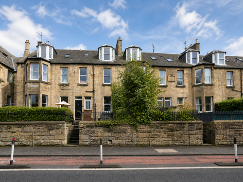 Flat Laurel Terrace in Edinburgh
