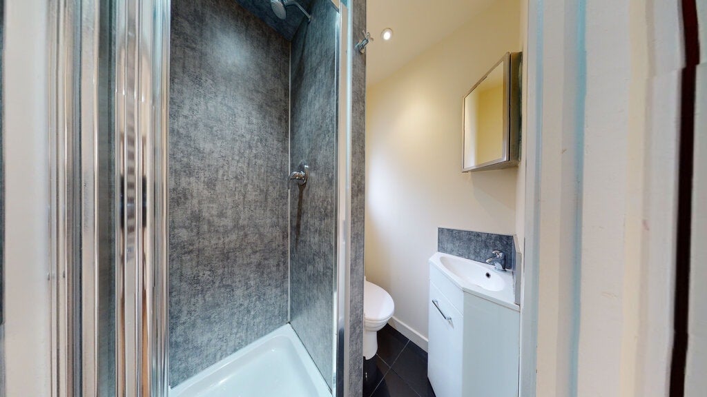 Flat Ashmore Road in City of Westminster