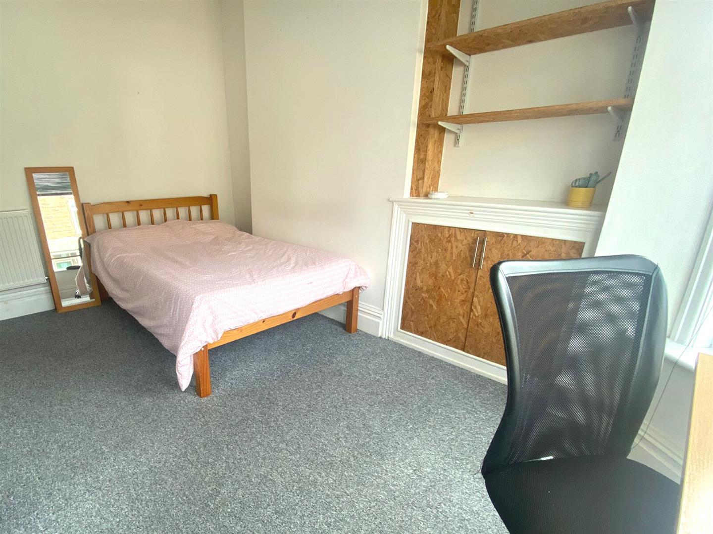 Room Balmoral Road in Lancaster