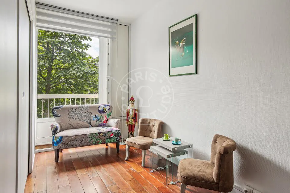 Flat Boulevard Pasteur in Paris