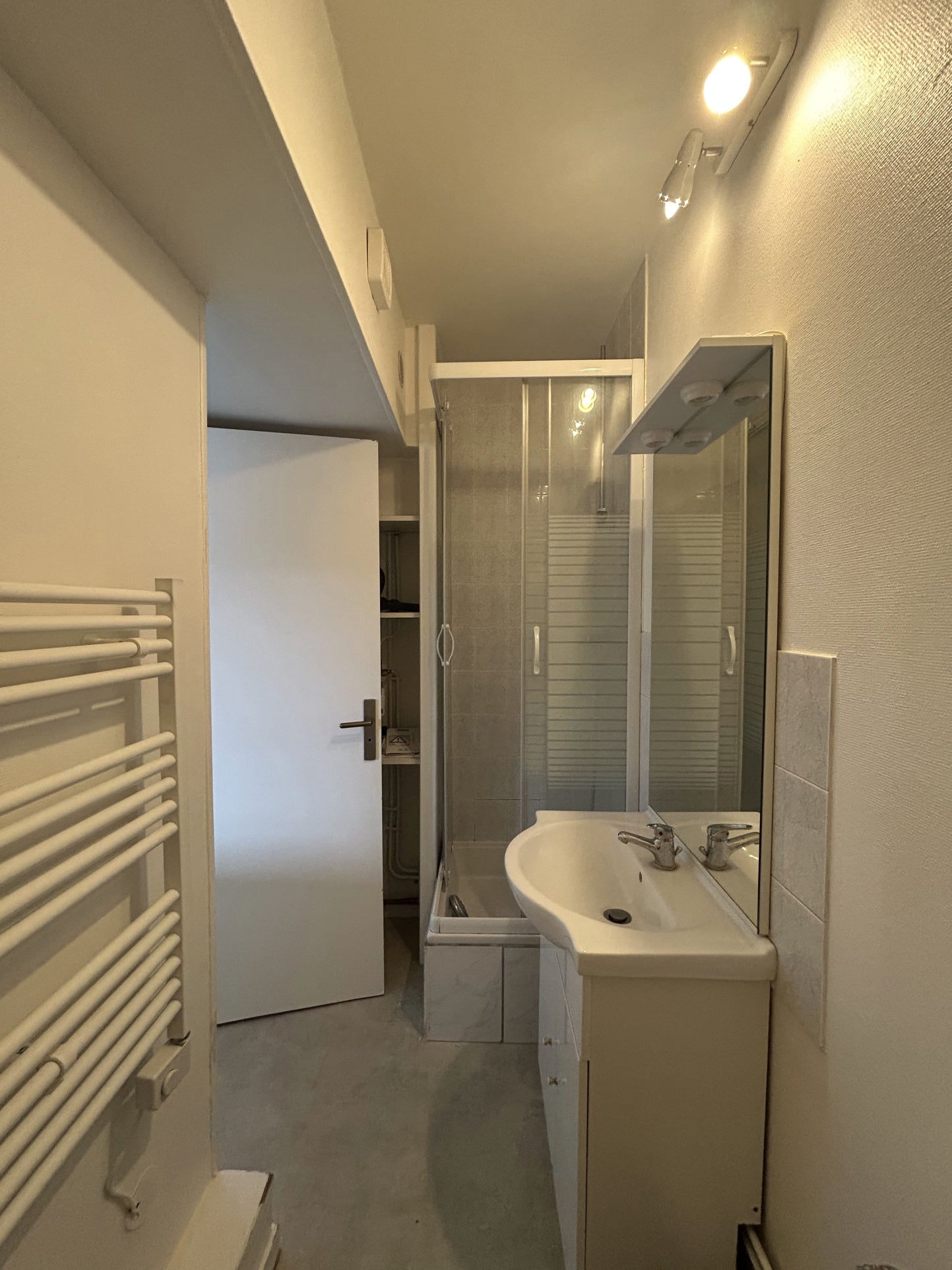 Flat Rue Basse in Caen