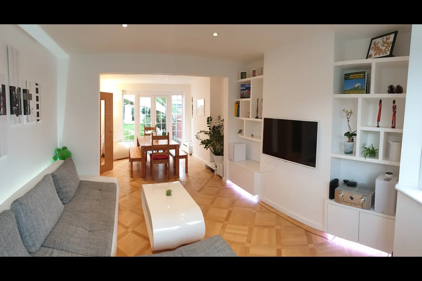 House Templecombe Way in Greater London