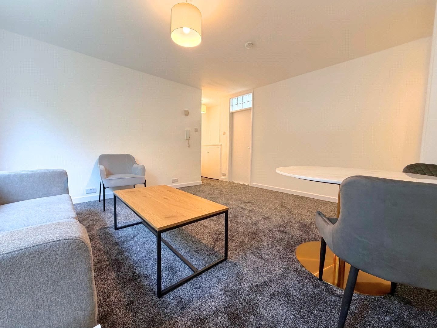 Flat Lapwing Lane in Manchester