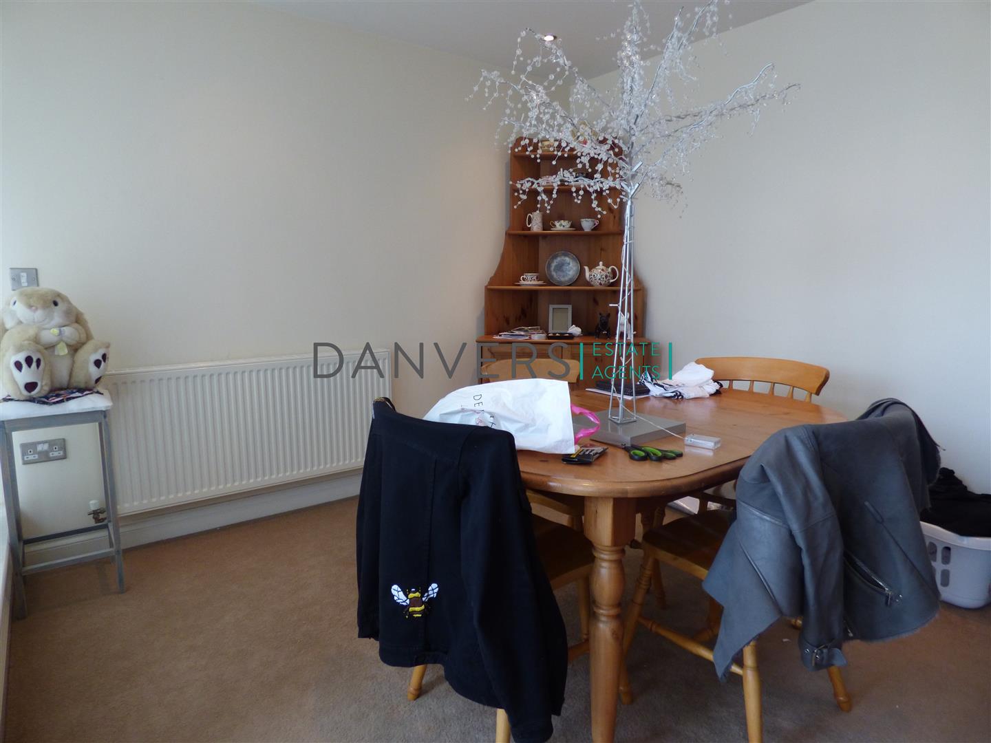 Flat Watkin Road in Leicester