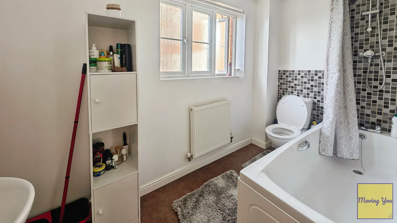Flat Argosy Way in Newport