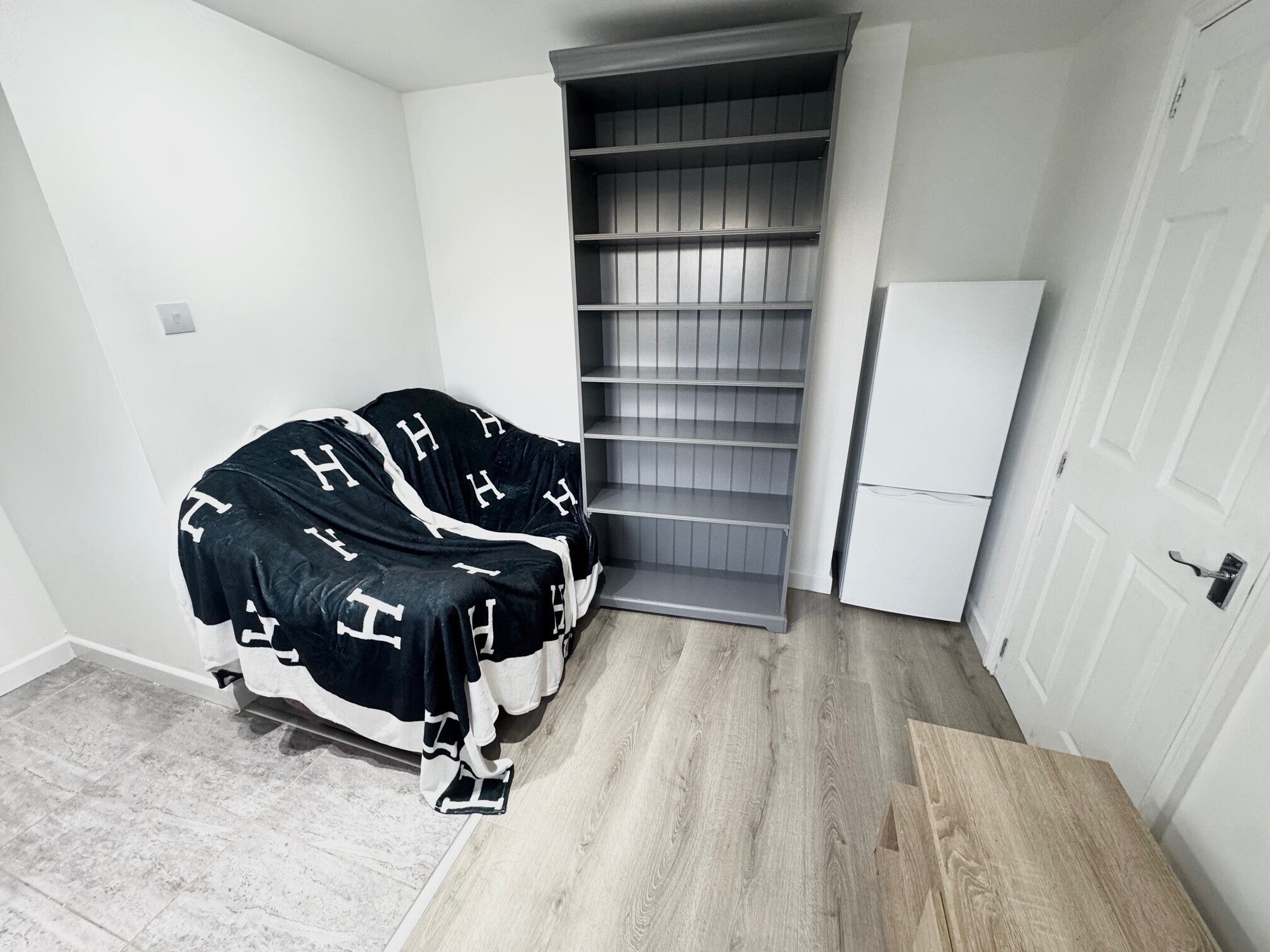 Flat Holbrook Road in Rugby