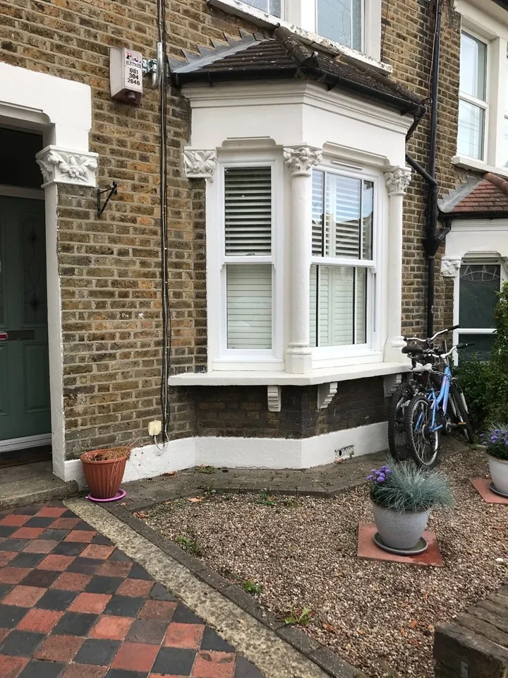 Flat Fairthorn Road in Greater London