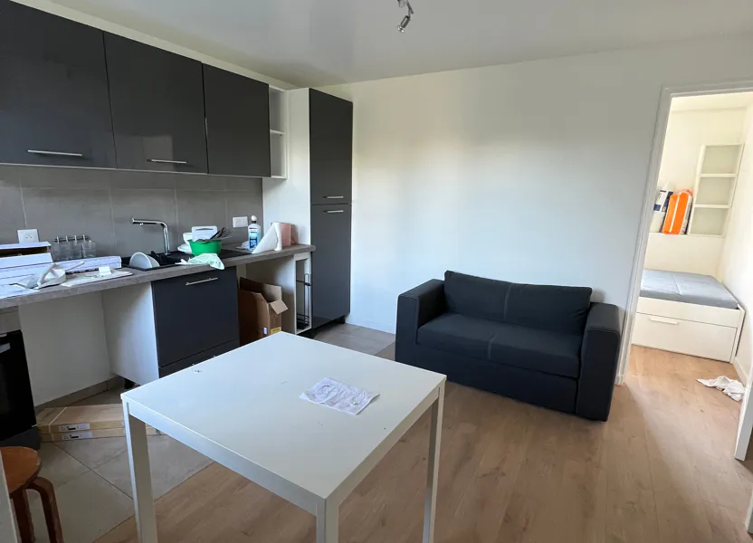 Flat Rue des Grands Prés in Survilliers