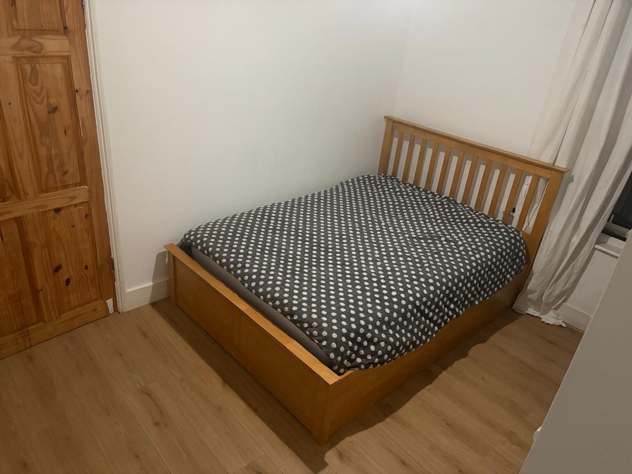 Room Boswell Road in Greater London