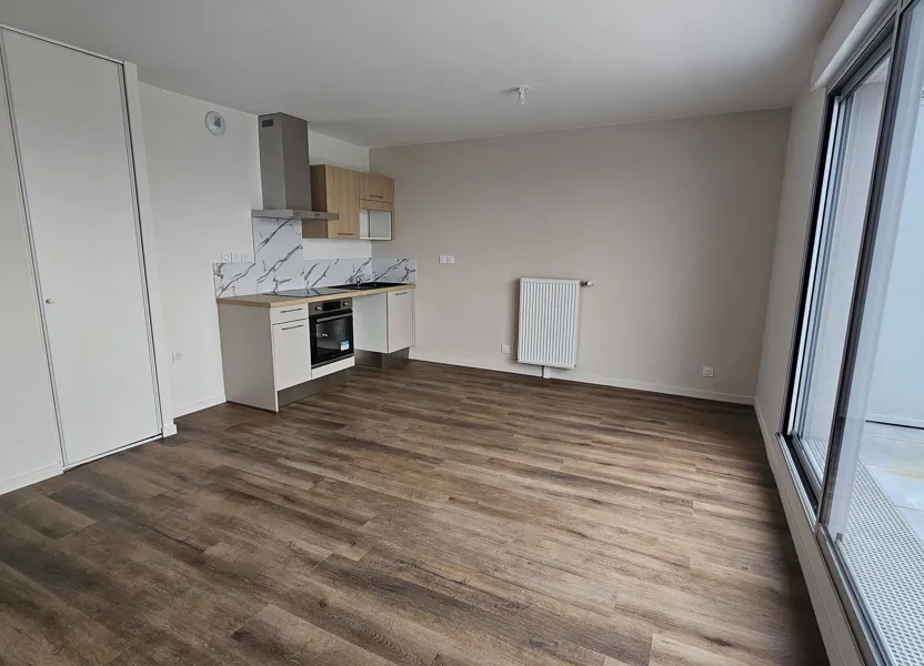 Flat Rue Maryse Hilsz in Saran