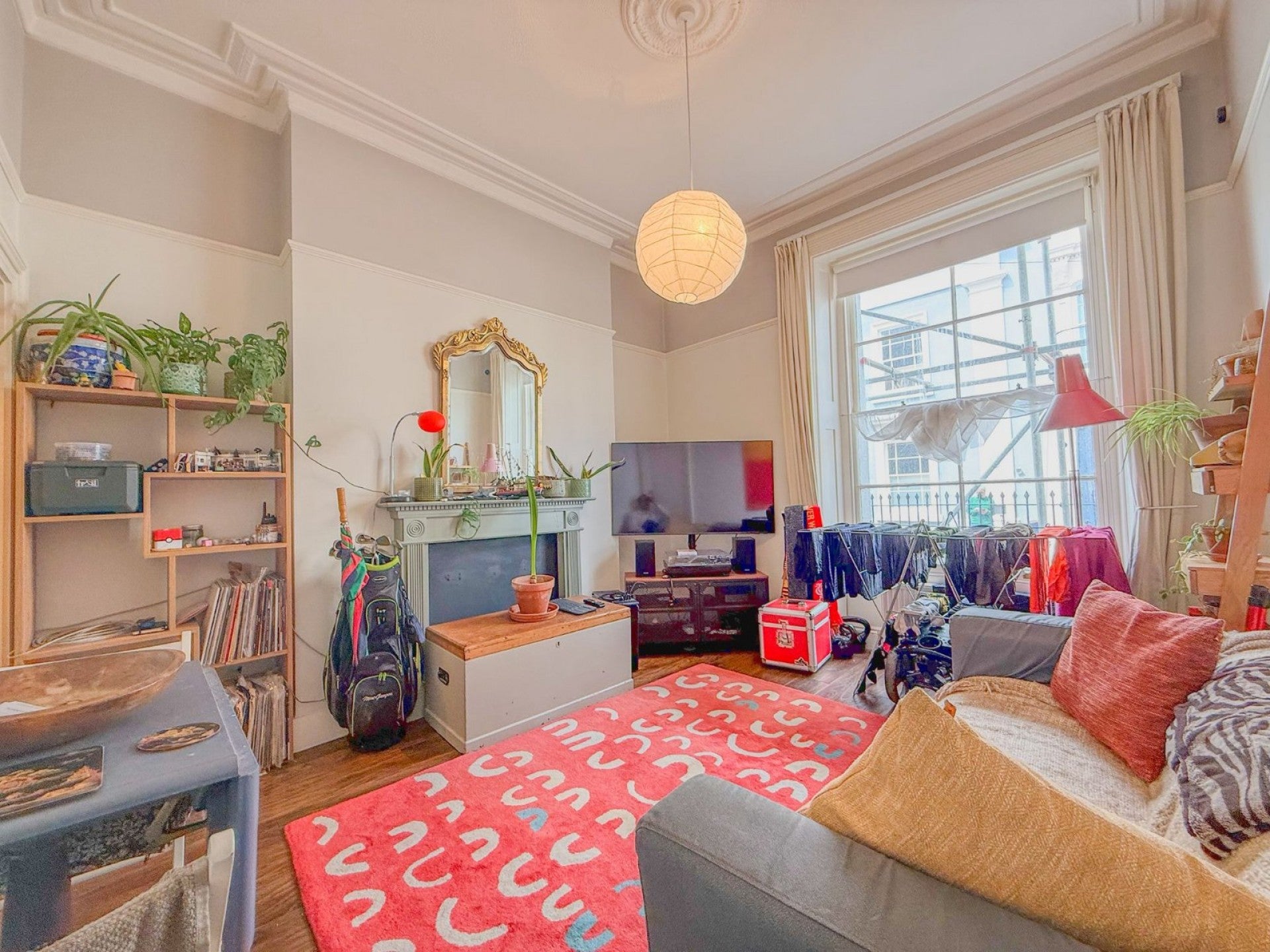 Flat Oakfield Place in Bristol