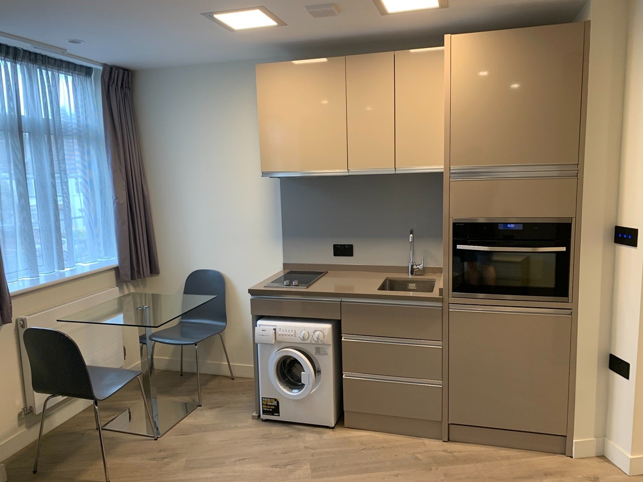 Flat Lodge Road in Greater London