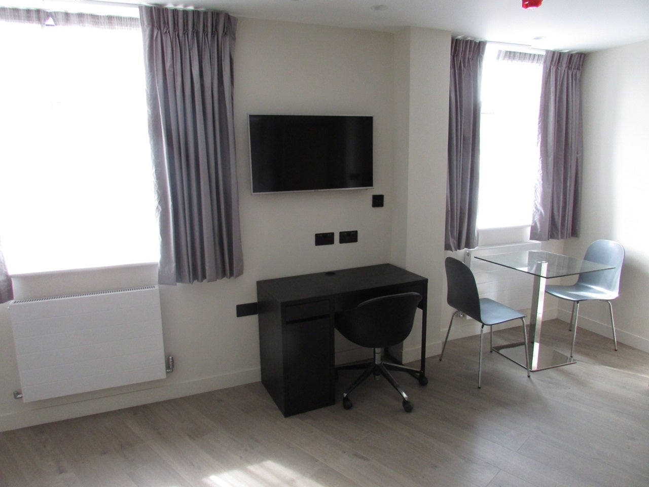 Flat Lodge Road in Greater London