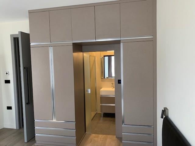 Flat Lodge Road in Greater London
