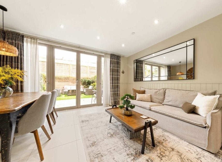 House Bourke Close in Greater London