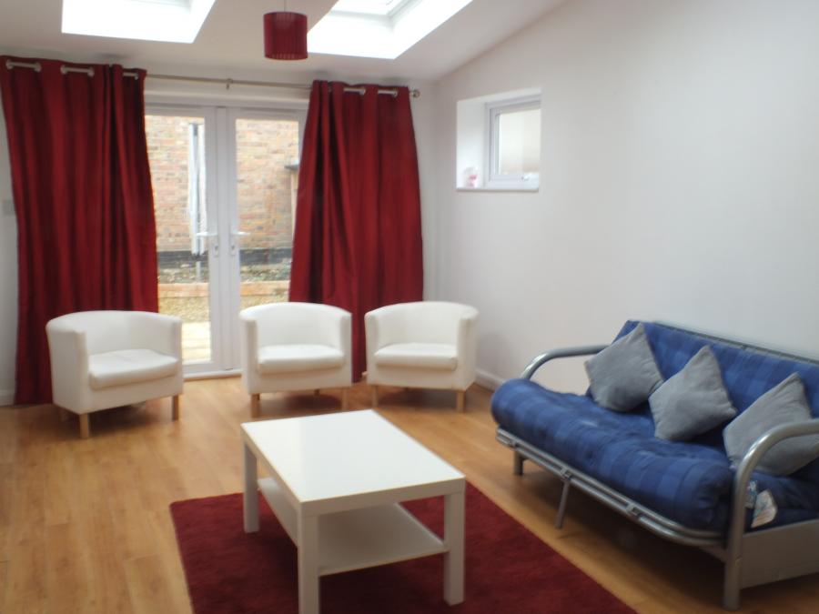 Flat St Albans Road in Watford
