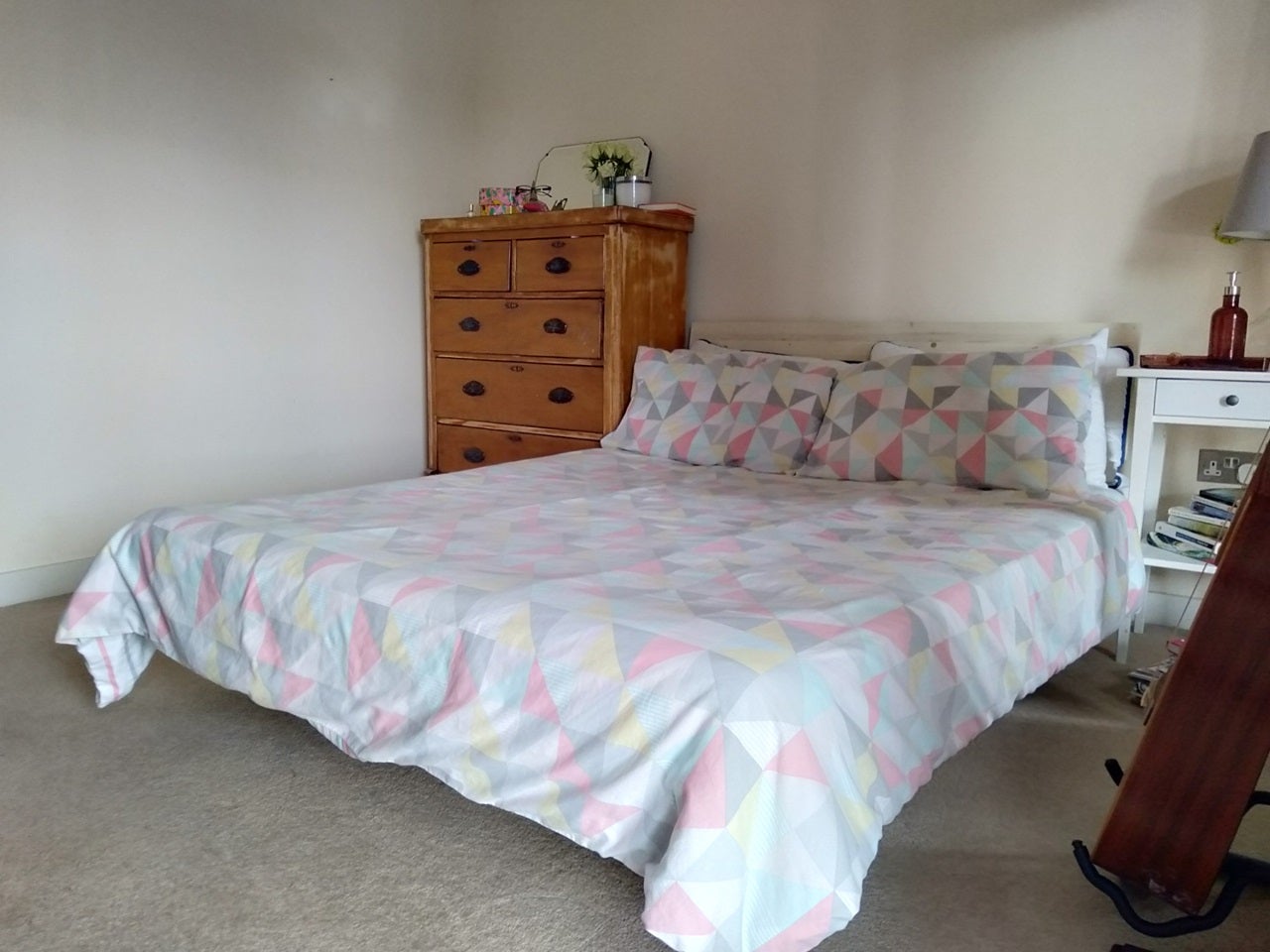 Flat Chatham Place in Greater London