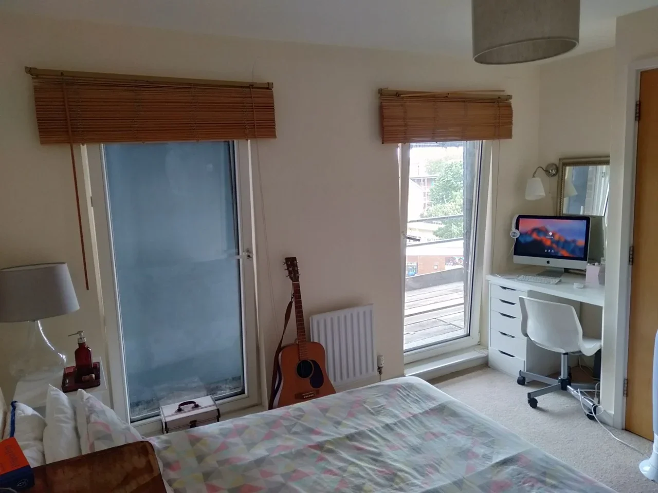 Flat Chatham Place in Greater London
